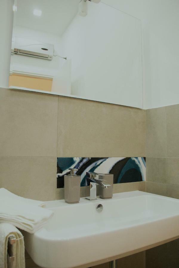 B&B Il Balconcino A Santa Chiara Nápoly Kültér fotó